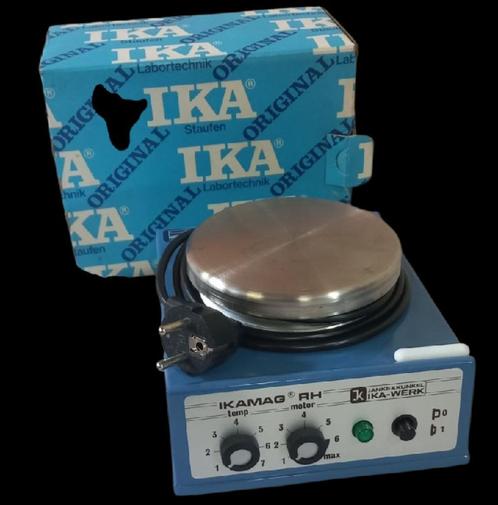 Ikamag RH magneetroerder met verwarming., Antiek en Kunst, Antiek | Gereedschap en Instrumenten, Ophalen of Verzenden