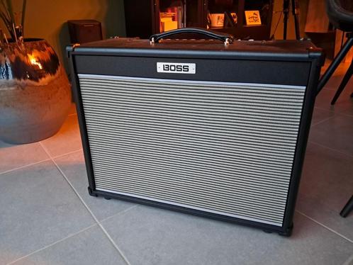 Boss nextone artist 80w, Musique & Instruments, Amplis | Basse & Guitare, Comme neuf, Enlèvement