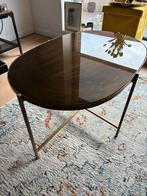 Ovaal, Oker gouden,  glas en metaal 80cm x 50cm, Huis en Inrichting, Tafels | Salontafels, Ophalen, Zo goed als nieuw, Ovaal, Glas