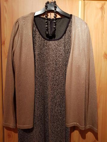 2 dameskleedjes maat 44 beschikbaar voor biedingen