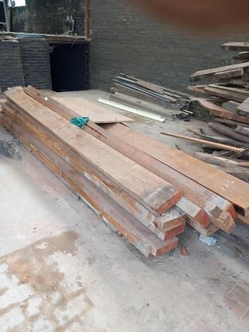 Houten balken 20 stuks beschikbaar voor biedingen