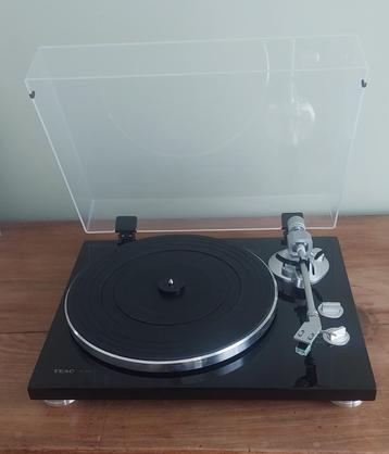 Platenspeler TEAC TN-300 - Zwart beschikbaar voor biedingen