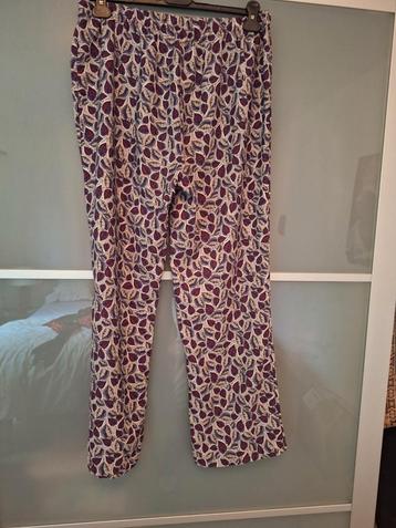 Pantalon d été femmes taille 44 beschikbaar voor biedingen