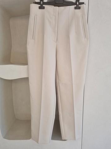 Licht beige zomerbroek Zara maat L beschikbaar voor biedingen