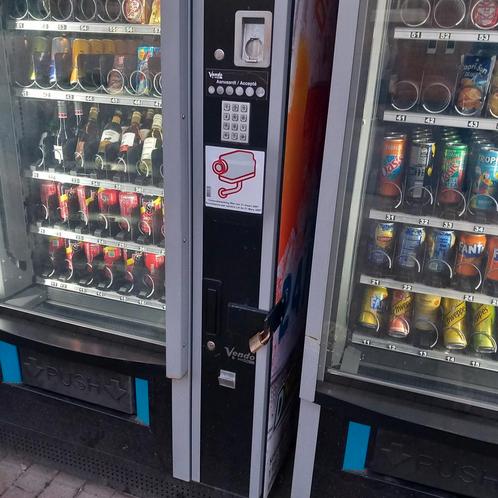 Outdoor vending machine, Collections, Machines | Autre, Comme neuf, Enlèvement