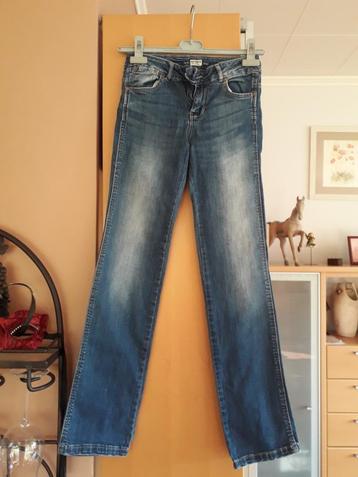 jean Pull&Bear taille 32 - impeccable beschikbaar voor biedingen