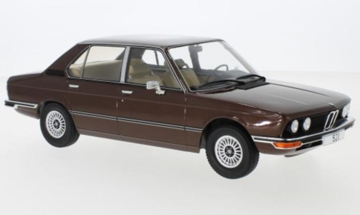 BMW Série 5 E12 1974, Hobby & Loisirs créatifs, Voitures miniatures | Échelles Autre, Neuf, Voiture, Envoi