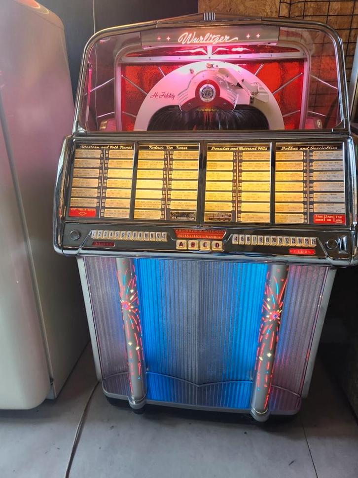 JUKEBOX AND MORE KIJKDAG, Collections, Machines | Jukebox, Comme neuf, Ami, Enlèvement