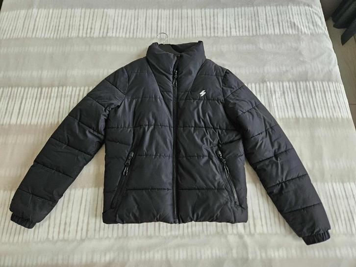 Superdry Fuji gewatteerde geborduurde donsjas voor heren, Kleding | Heren, Jassen | Winter, Maat 46 (S) of kleiner, Zwart, Ophalen