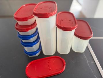 Set Tupperware beschikbaar voor biedingen