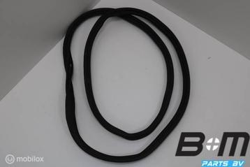 Achterkleprubber carosseriezijde VW Up! beschikbaar voor biedingen