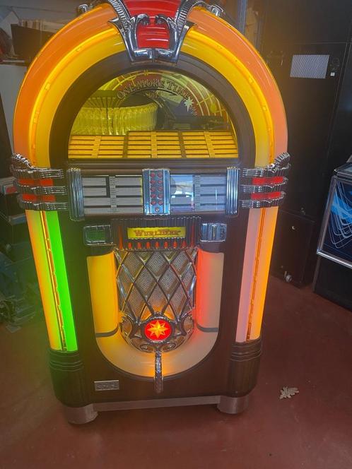 Wurlitzer 1015 Omt Vinyl K99 Versterker Top Staat, Verzamelen, Automaten | Jukeboxen, Zo goed als nieuw, Wurlitzer, Met singles
