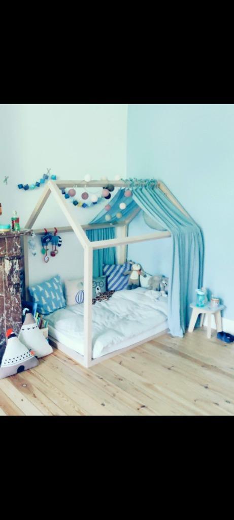 Maison Bonnesoeurs bed met matras + matrasbeschermer + lake, Kinderen en Baby's, Kinderkamer | Bedden, Zo goed als nieuw, 140 tot 160 cm