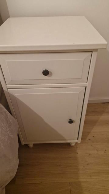 Table de chevet Ikea. 2x, Enlèvement ou Envoi, Comme neuf
