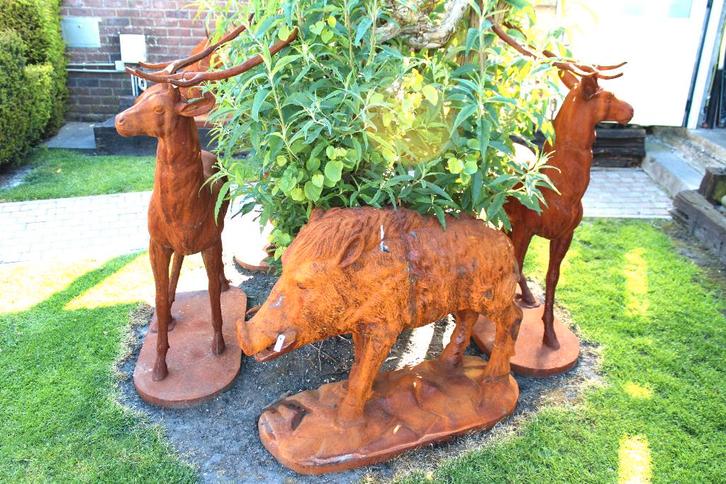 cerf debout en fonte pat rouillé taille xxl !, Jardin & Terrasse, Statues de jardin, Neuf, Animal, Métal, Enlèvement ou Envoi