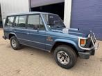 Mitsubishi Pajero *LONG CHASSIS-7SEATS-DIESEL* (bj 1989), Auto's, Oldtimers, Blauw, Bedrijf, 5 deurs, SUV of Terreinwagen