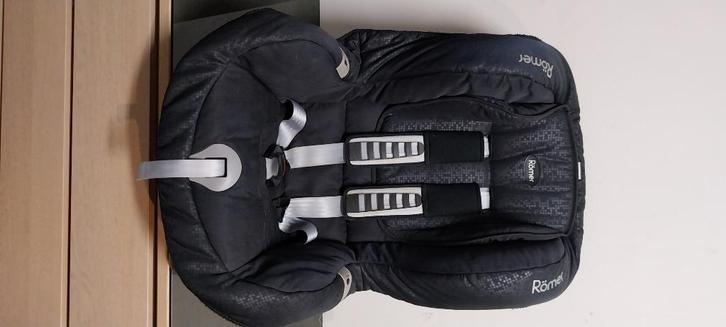 Romer Autostoel Duo plus, Kinderen en Baby's, Autostoeltjes, Gebruikt, Romer, 9 t/m 18 kg, Autogordel of Isofix, Zijbescherming