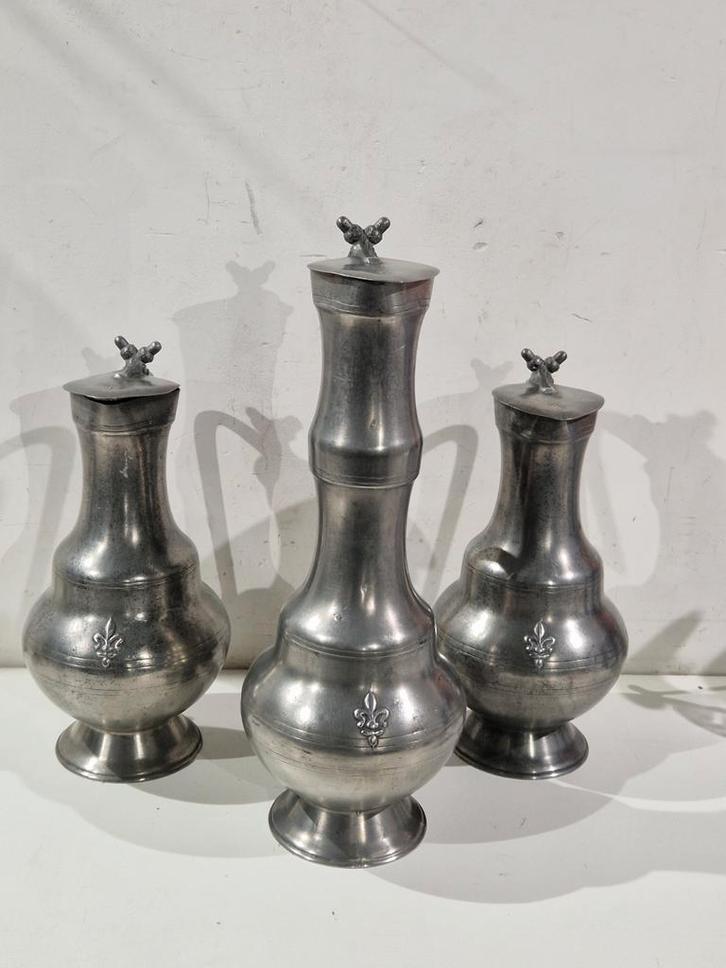 Set van 3 Franse tinnen wijn , melk en water karaf schenkkan, Antiek en Kunst, Antiek | Tin, Ophalen of Verzenden