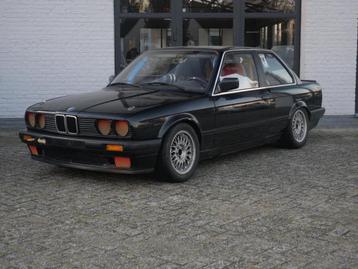 BMW 325 3-serie 325i Circuit auto met kooi beschikbaar voor biedingen