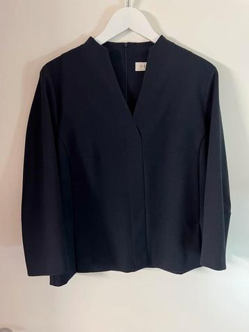 Gigue prachtige blouse beschikbaar voor biedingen
