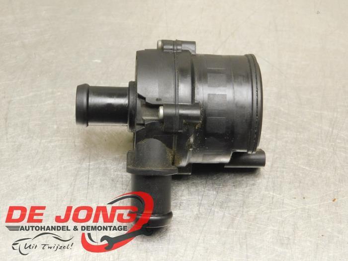 Waterpomp van een Skoda Superb, Auto-onderdelen, Airco en Verwarming, Skoda, Gebruikt, 3 maanden garantie, Ophalen of Verzenden