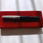 Stylo plume Parker 65, Verzamelen, Pennenverzamelingen, Ophalen of Verzenden, Zo goed als nieuw, Vulpen, Parker