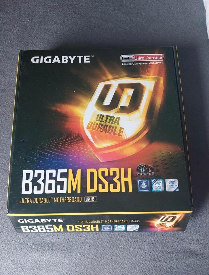 Gigabyte B365M Moederbord, Computers en Software, Moederborden, Zo goed als nieuw, Intel, DDR4, Ophalen