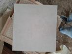 Beige-grijze vloertegels 60x60 – 41,74 m² – NIEUW op pallet!, Ophalen, 60 cm of meer, Nieuw, 10 m² of meer