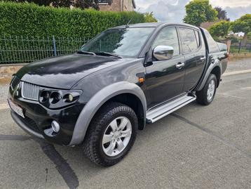 MITSUBISHI L200 2.5TD.PICKUP, 5 PLACES, 4 ROUES MOTRICES, BJ, Achat, 4 portes, Entreprise, Carnet d'entretien