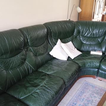 Salon en cuir beschikbaar voor biedingen