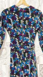 Vintage lange fluwelen naaisterjurk met kleine bloemen, Paars, Ophalen of Verzenden, Zo goed als nieuw, Vintage