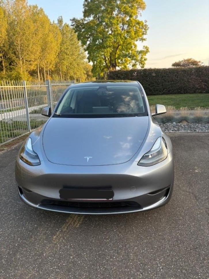 Tesla Model Y Long Range Dual Motor All Wheel Drive, Auto's, Tesla, Particulier, Model Y, Elektrisch, 5 deurs, Automaat, Zilver of Grijs