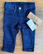 Donkerblauwe jeans Hema maat 62 (2-4M) - NIEUW, Kinderen en Baby's, Babykleding | Maat 62, Broekje, Verzenden, Nieuw, Hema