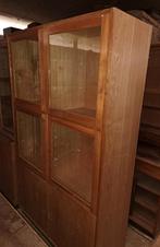 Kast kasten apothekerskasten vitrine kasten, Antiek en Kunst, Ophalen