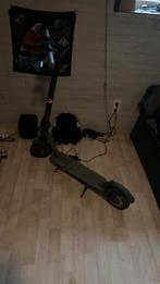 Elektronische step te koop, Fietsen en Brommers, Ophalen, Zo goed als nieuw