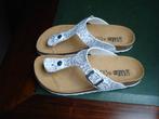 Teenslippers, als nieuw, dames. mt 38, Slippers, Wit, Ophalen of Verzenden, Zo goed als nieuw