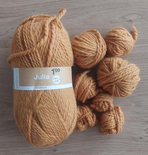 Zeeman - Julia orange - 1 bol 100 gr + restjes, Hobby en Vrije tijd, Breien en Haken, Nieuw, Breien of Haken, Wol of Garen, Ophalen of Verzenden