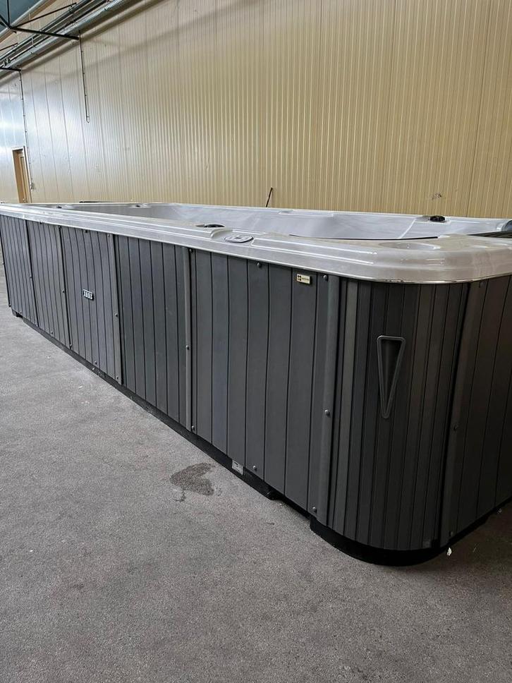 Nieuwe Luxe Passion Zwemspa Aquatic 2 - lengte 6 meter !!!, Tuin en Terras, Zwembad-toebehoren, Zo goed als nieuw, Verlichting