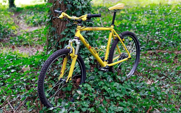 SINTESI JADE MAGURA DEORE TITEC RST – refurbished Retro-MTB, Fietsen en Brommers, Fietsen | Jongens, Gebruikt, 26 inch of meer