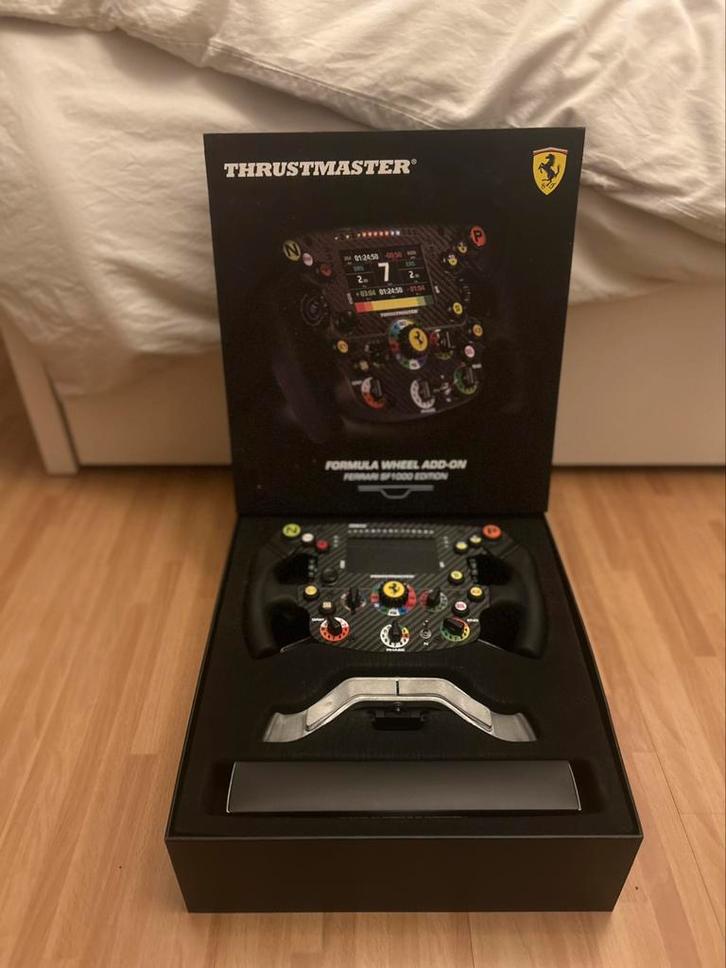 Thrustmaster ferrari sf1000 edition, Games en Spelcomputers, Spelcomputers | Sony Consoles | Accessoires, Ophalen