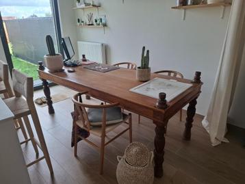 TAFEL beschikbaar voor biedingen