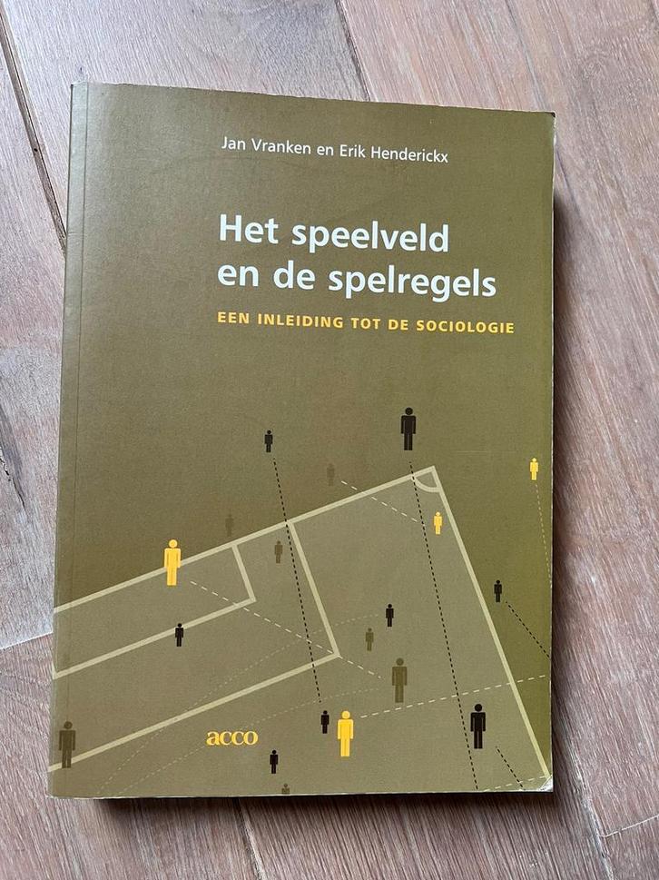 Boek ‘Het speelveld en de spelregels’ van Acco, Boeken, Studieboeken en Cursussen, Gelezen, Hogeschool, Ophalen of Verzenden