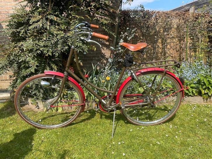 achielle dames fiets met Brooks zadel, Fietsen en Brommers, Fietsen | Oldtimers, Ophalen