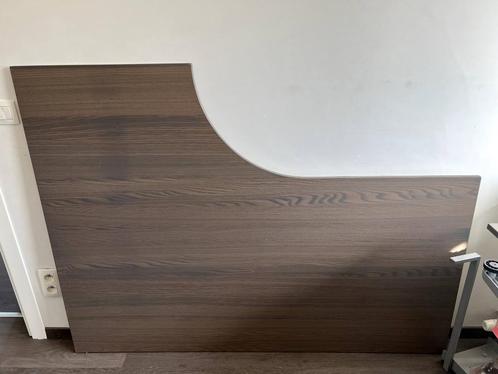 Ikea bureau met blad in houtstijl, Huis en Inrichting, Bureaus, Gebruikt, Bureau, In hoogte verstelbaar, Ophalen