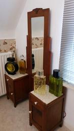 Coiffeuse ancienne avec grand miroir et deux placards avec m, Maison & Meubles, Tables | Coiffeuses, 100 à 150 cm, Bois, 150 à 200 cm