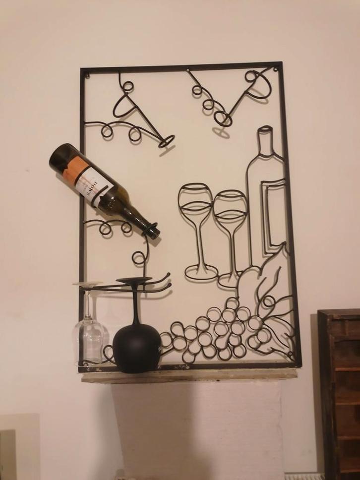 2 CASIERS À VIN DANDiBO, ÉLÉGANTE STATUE MURALE 2D, Maison & Meubles, Accessoires pour la Maison | Porte-bouteilles, Utilisé, Métal