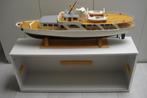 Luxe jacht Orion 1:50 vaarklaar incl. verlichting en accu, Hobby en Vrije tijd, Modelbouw | Boten en Schepen, Ophalen, Zo goed als nieuw