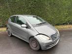 Mercedes a 150 benzine, Auto's, Stof, Handgeschakeld, Particulier, Zilver of Grijs