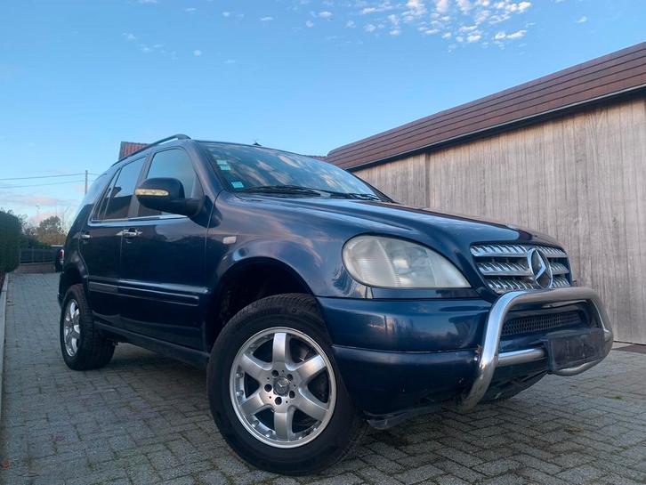 Mercedes ML 320 lichte vracht voor opmaak of export, Auto's, Mercedes-Benz, Particulier, M-Klasse, Trekhaak, LPG, SUV of Terreinwagen