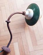 Wandlamp met zwanenhals op de binnenplaats in boerderijstijl, Antiek en Kunst, Antiek | Verlichting, Ophalen